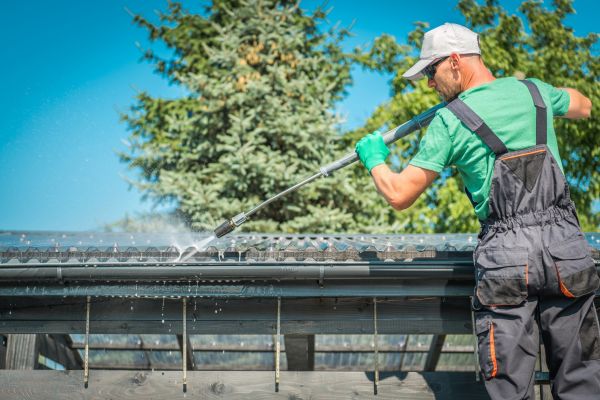 West Hartford Gutter Cleaning
